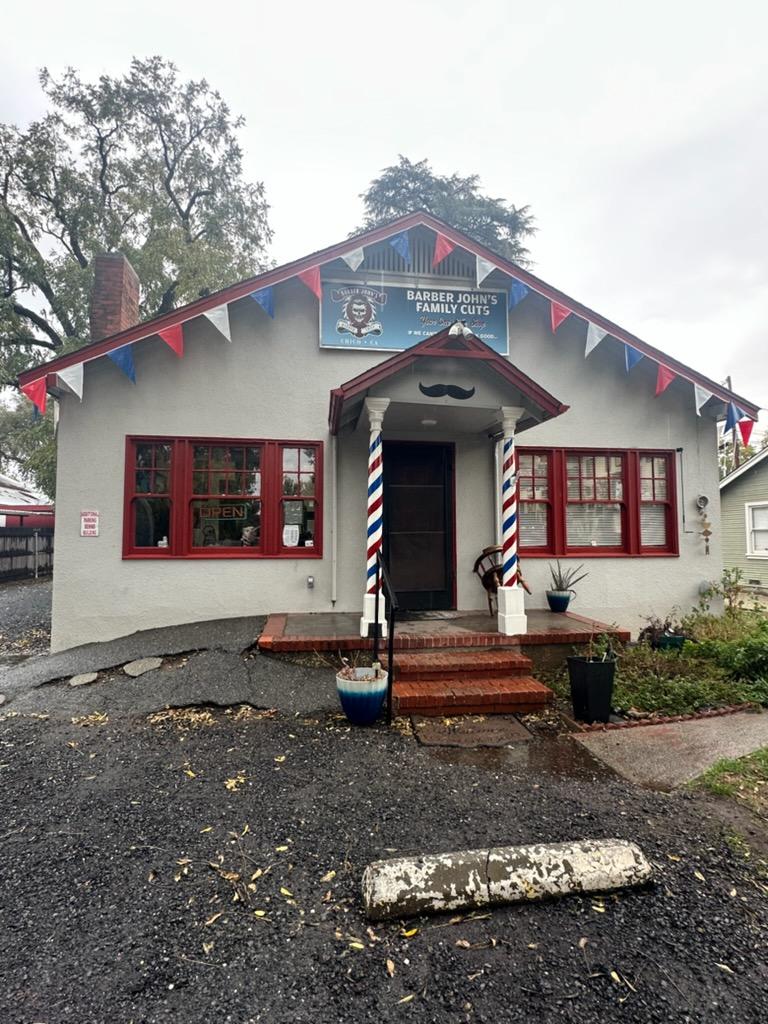 Barber Johns Family Cuts location